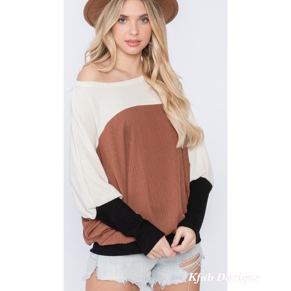 KFab Designs Tops - ❤️LAST 1! Oversized Dolman Sleeve Wide Neck Color Block Top!